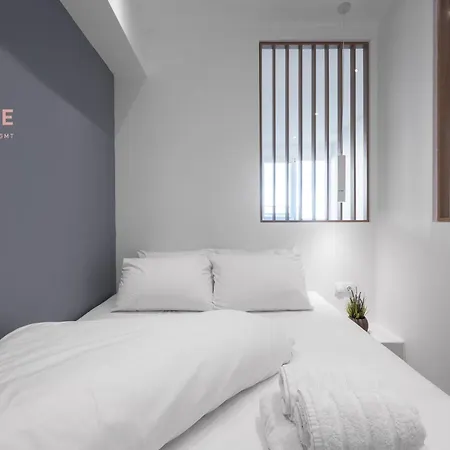 Venus, Nilie Hospitality Mgmt Апартаменты