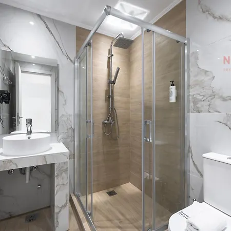 Venus, Nilie Hospitality Mgmt Апартаменты