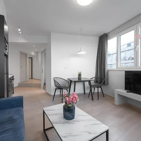 Venus, Nilie Hospitality Mgmt Διαμέρισμα