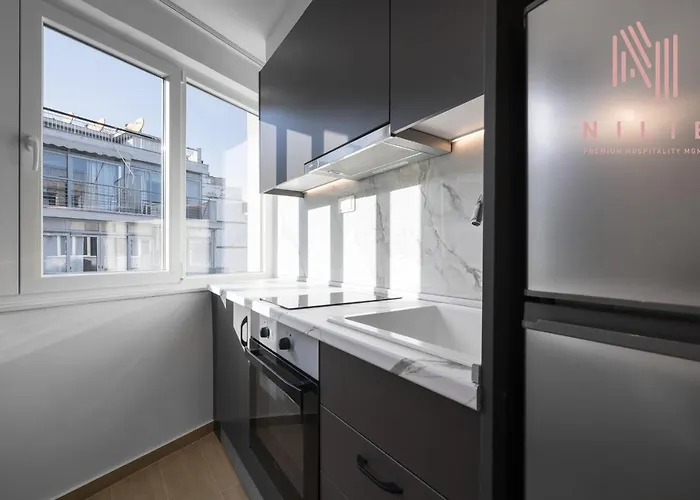 Venus, Nilie Hospitality Mgmt Салоники